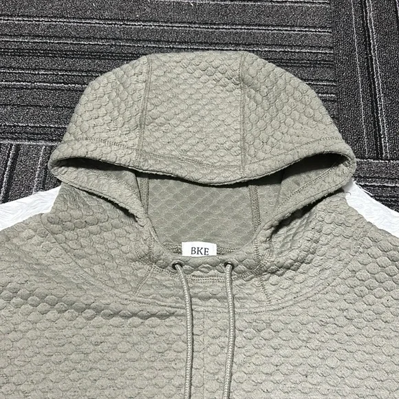 BKE Buckle Women’s Olive Green Quilted Pullover Hoodie Size Medium - Picture 7 of 16